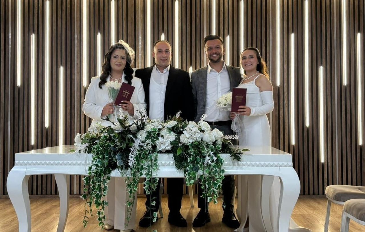 SOLDAN-SAĞA DOĞRU : ESRA , MAHMUT, HALİL VE ÖZLEM