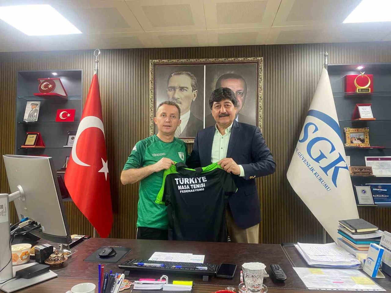 SOSYAL GÜVENLİK HAFTASI ETKİNLİKLERİ KAPSAMINDA SGK PERSONELİ ARASINDA MASA TENİSİ TURNUVASI...