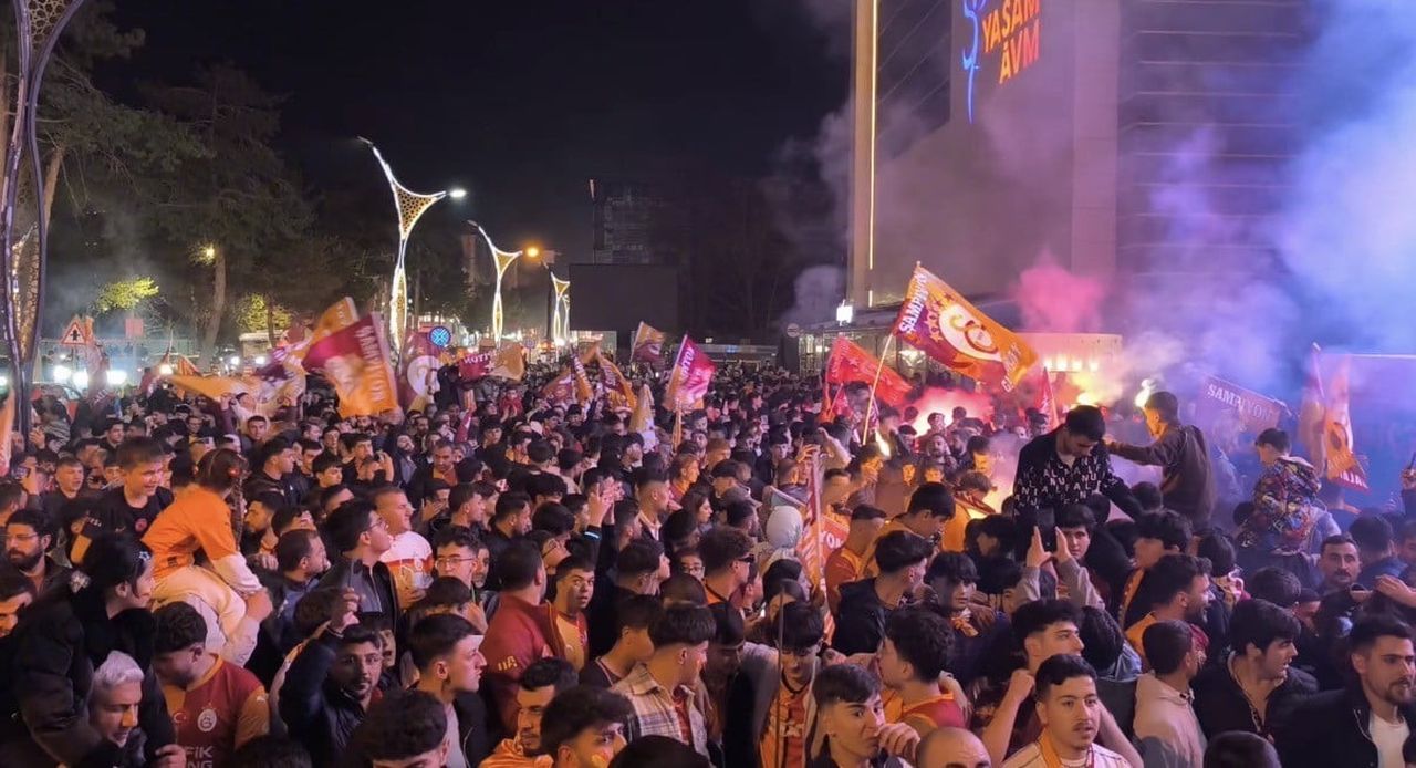 TATVAN’DA GALATASARAY’IN ŞAMPİYONLUĞU COŞKUYLA KUTLANDI