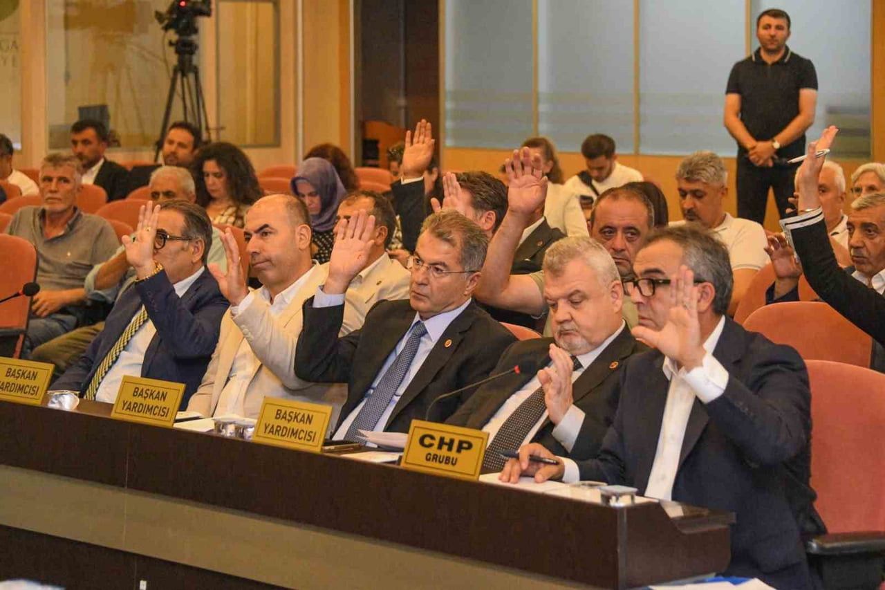 TOPLANTININ AÇILIŞINDA KONUŞAN BAŞKAN ERKAN AYDIN, MUĞLA, VAN VE PENÇE-KİLİT HAREKATI BÖLGESİNDE...
