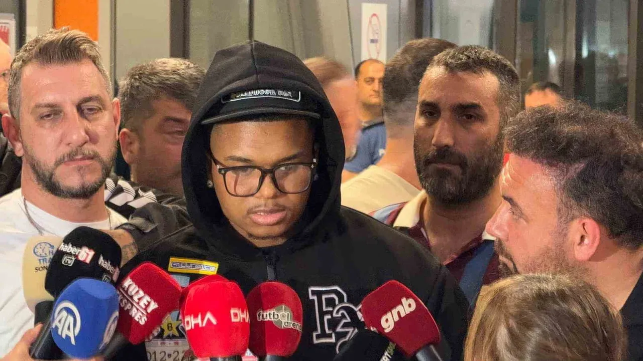 TRABZONSPOR, RUSLAN MALİNOVSKYİ ARDINDAN ARDINDAN YENİ TRANSFERLERİNDEN ÖNEMLİ BİR İSMİ DAHA...
