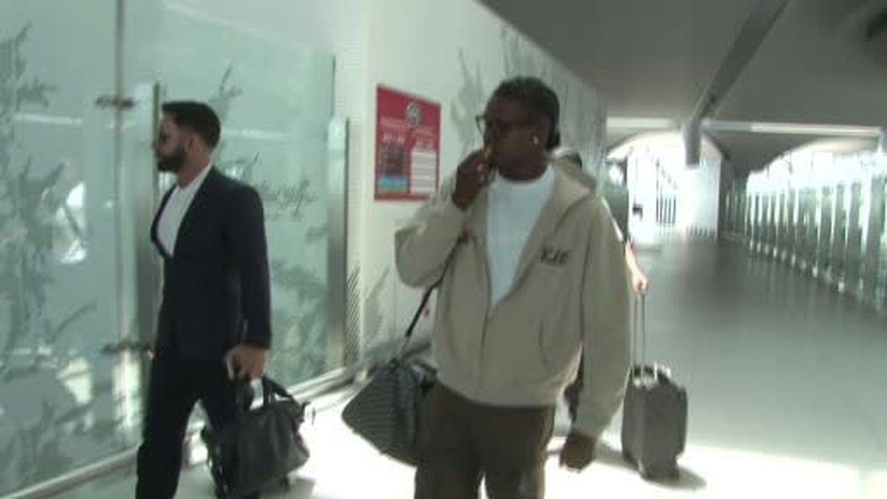 Trabzonspor'un Portekiz ekibi Benfica'dan kadrosuna kattığı Sidny Lopes Cabral, transfer...