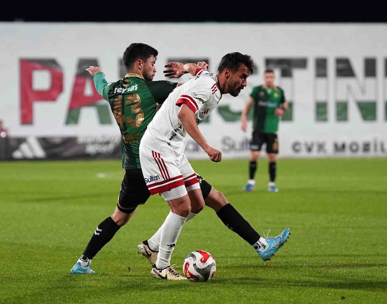 TRENDYOL 1. LİG’İN 34. HAFTASINDA ÜMRANİYESPOR, EVİNDE KARŞILAŞTIĞI SAKARYASPOR'U 2-0 MAĞLUP...