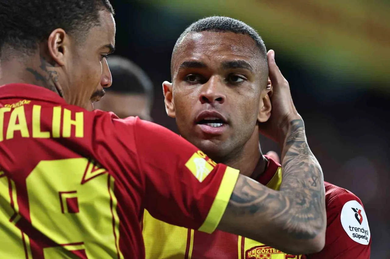 TRENDYOL SÜPER LİG'İN 27. HAFTA ERTELEME MAÇINDA GÖZTEPE EVİNDE KARŞILAŞTIĞI GALATASARAY’A 3-1...