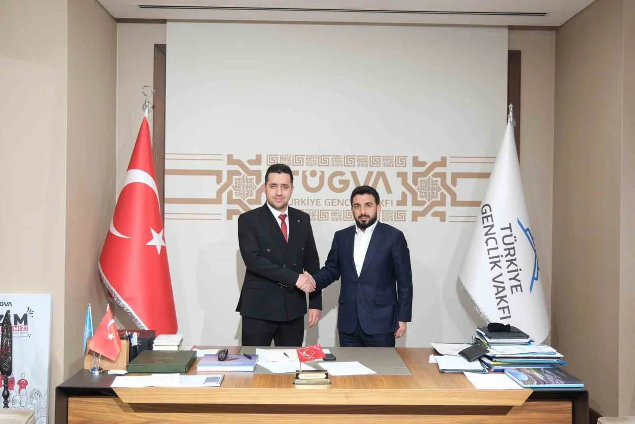 TÜGVA BİLECİK İL TEMSİLCİSİ AHMET HUSREV TATLI (SOLDA) OLDU