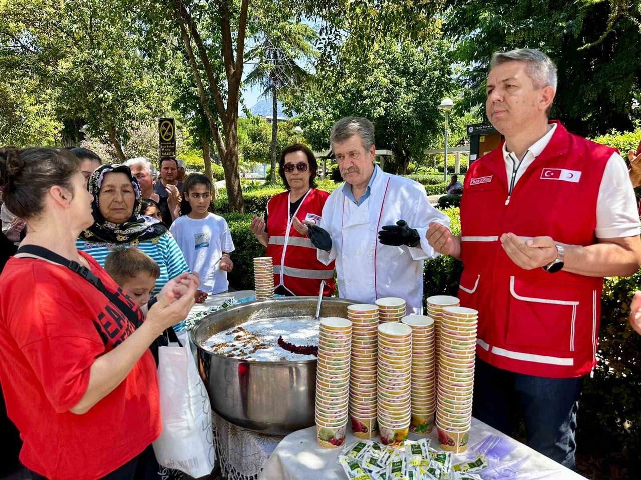 TÜRK KIZILAY MANİSA İL MERKEZİ BAŞKANLIĞI, MUHARREM AYI DOLAYISIYLA DÜZENLEDİĞİ ETKİNLİKTE 1000...