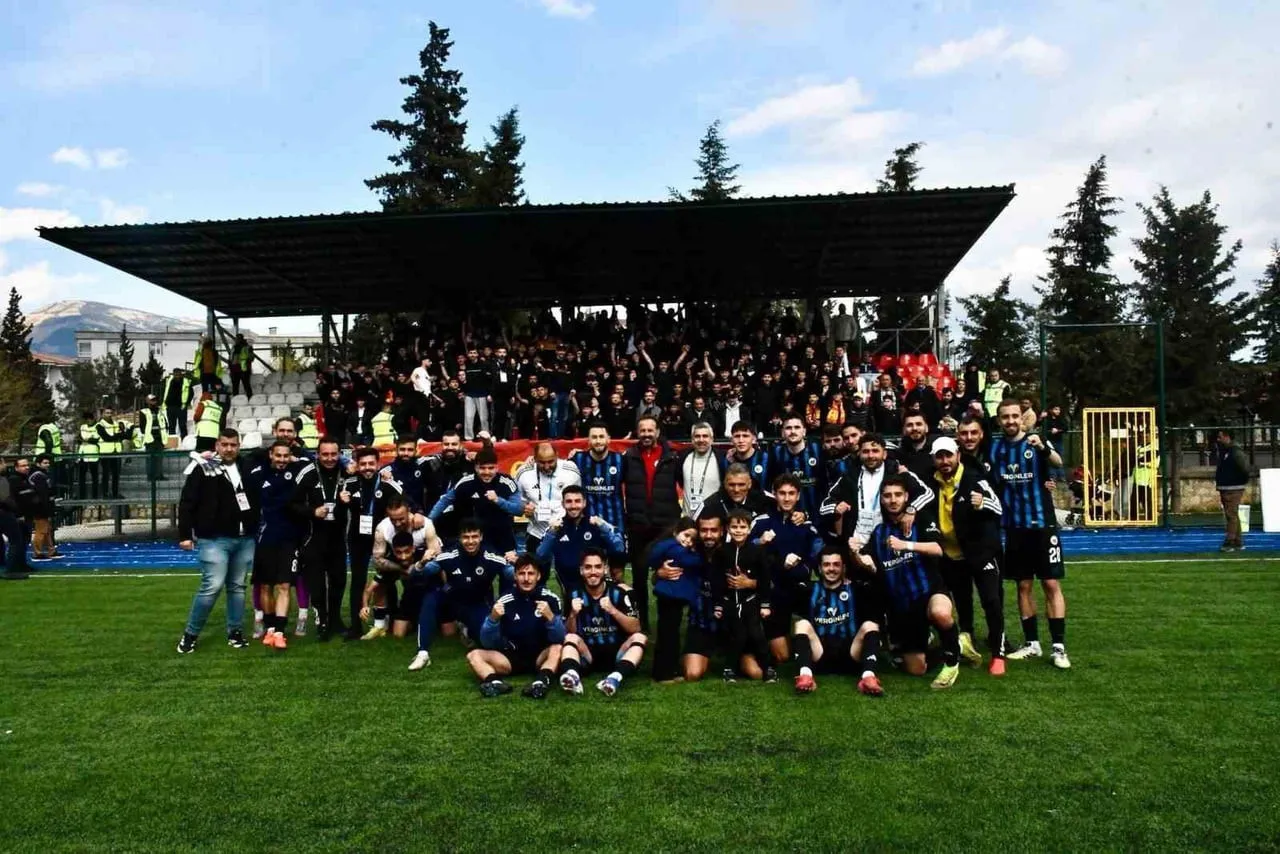 TÜRKİYE 3. LİG 2. GRUP 29. HAFTA MAÇINDA KAHRAMANMARAŞSPOR İLE ERCİYES 38 FK KARŞILAŞTI.