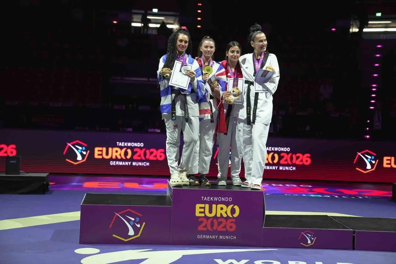 TÜRKİYE, AVRUPA TAEKWONDO ŞAMPİYONASI'NDA 3 ALTIN, 2 GÜMÜŞ, 3 BRONZ OLMAK ÜZERE 8 MADALYA...