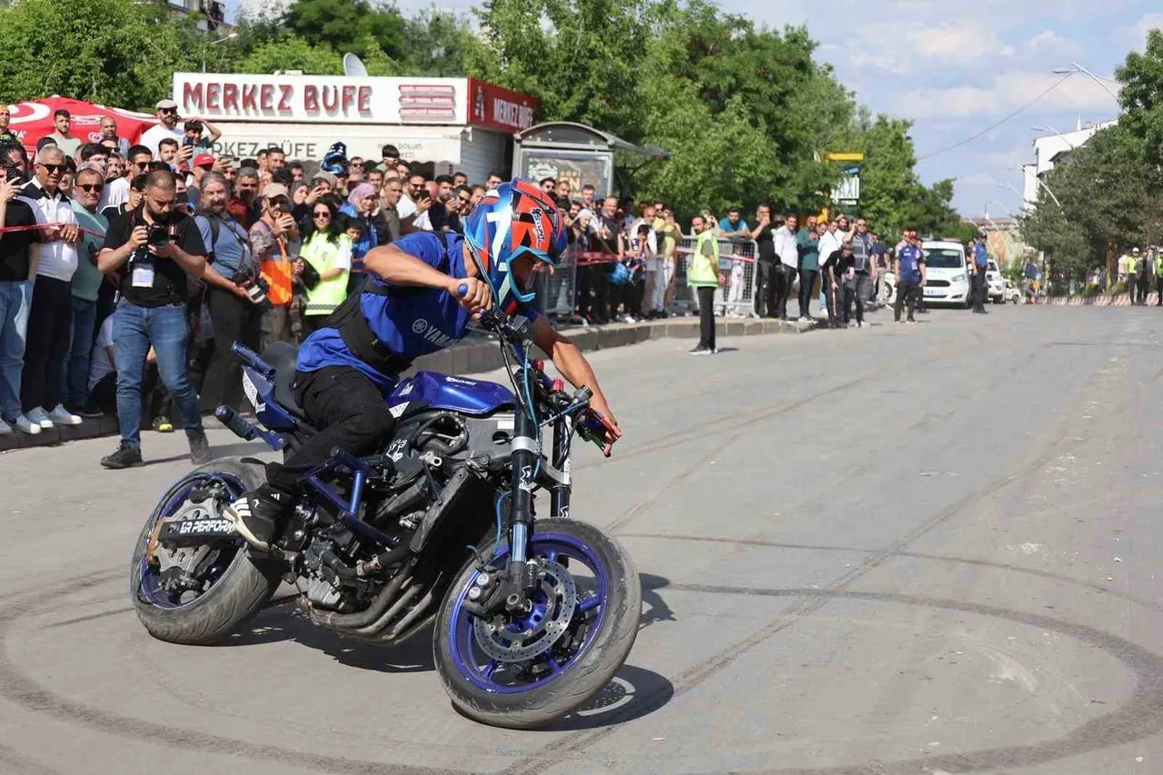 TÜRKİYE ENDURO VE ATV ŞAMPİYONASI AĞRI’DA MAGAZİN STARTIYLA BAŞLADI