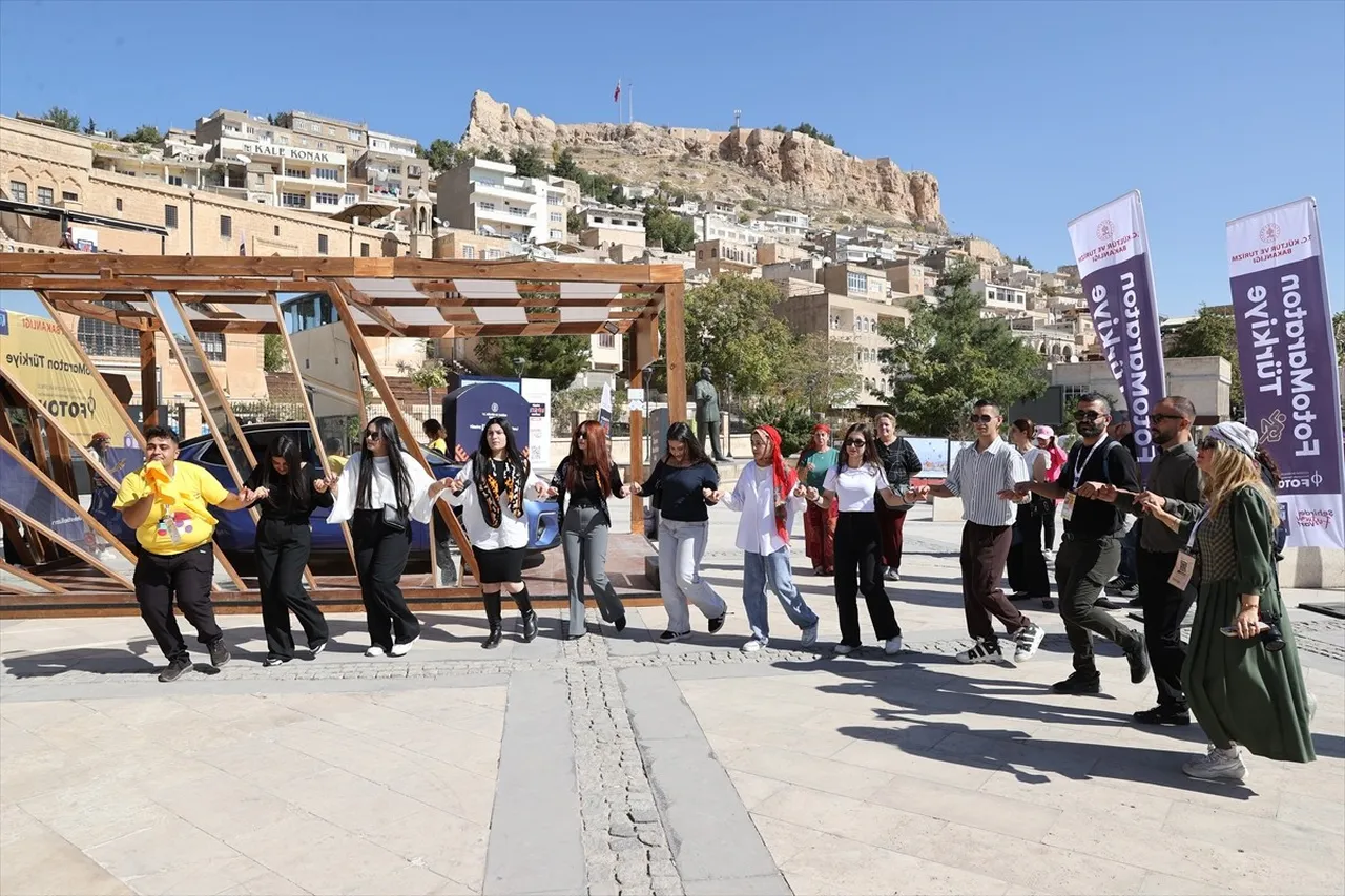 Türkiye Kültür Yolu Festivali'nin rotasında ilk kez yer alan Mardin'de 9 gün süren festivalde...