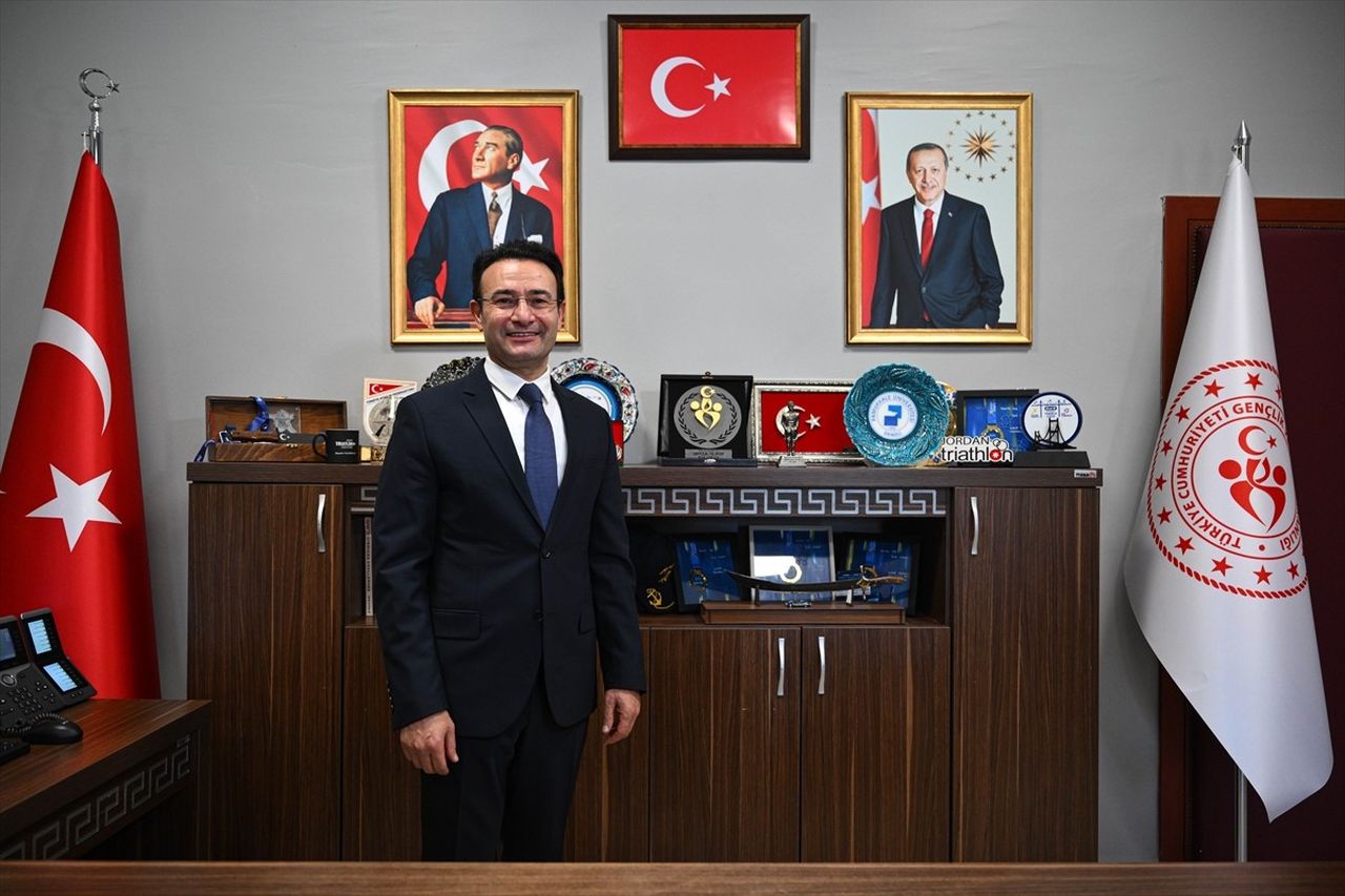Türkiye Triatlon Federasyonu Başkanı Bayram Yalçınkaya, AA muhabirine açıklamalarda bulundu.