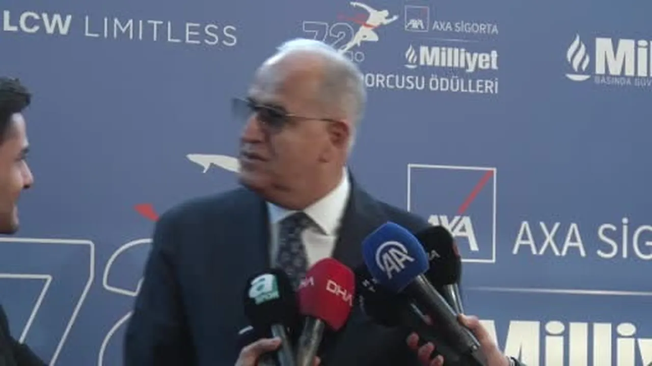 Türkiye Voleybol Federasyonu Başkanı Mehmet Akif Üstündağ, Türk voleybol kulüplerinin Avrupa ve...