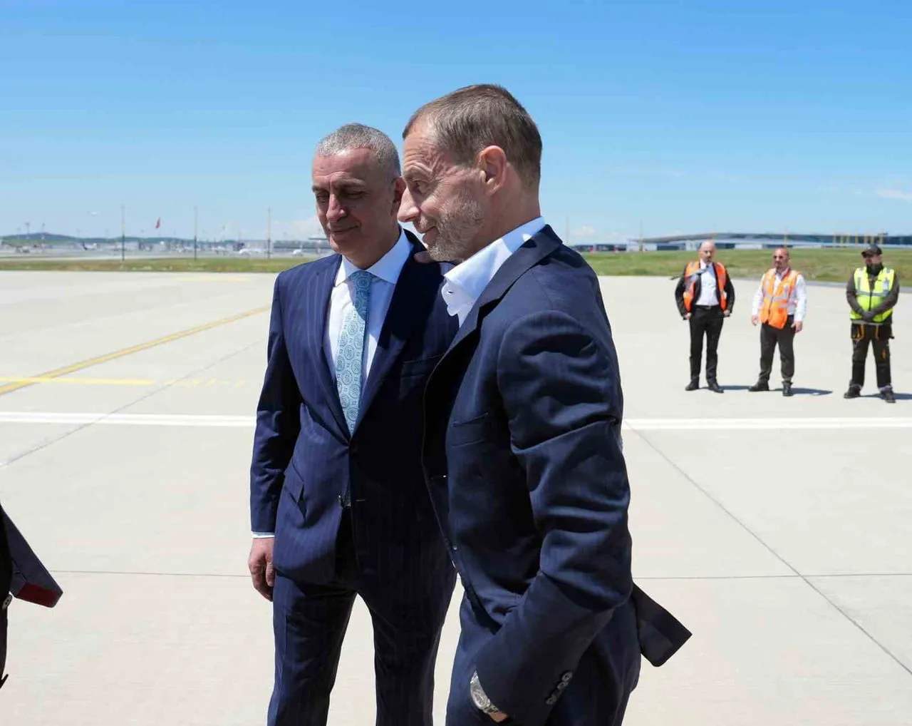 UEFA BAŞKANI ALEKSANDER CEFERİN, BEŞİKTAŞ PARK'TA OYNANACAK UEFA AVRUPA LİGİ FİNALİ ÖNCESİ BU...