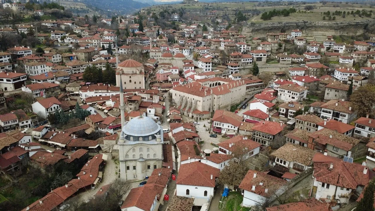 UNESCO tarafından Dünya Mirası Listesi'ne alınışının 31. yılını kutlayan Karabük'ün Safranbolu...