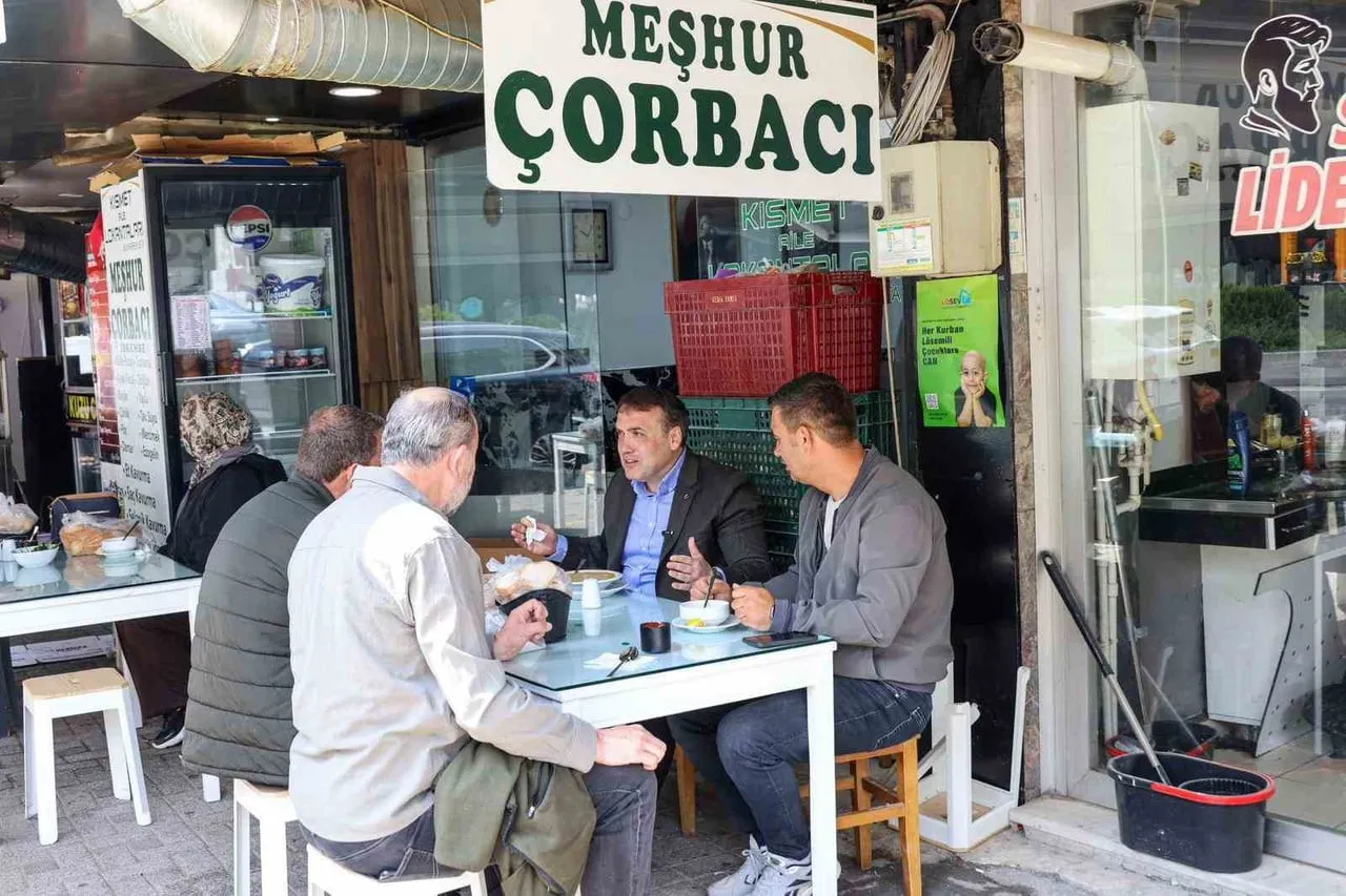 VALİ SÖZER SABAH MESAİSİNE ÇARŞI TURUYLA BAŞLADI