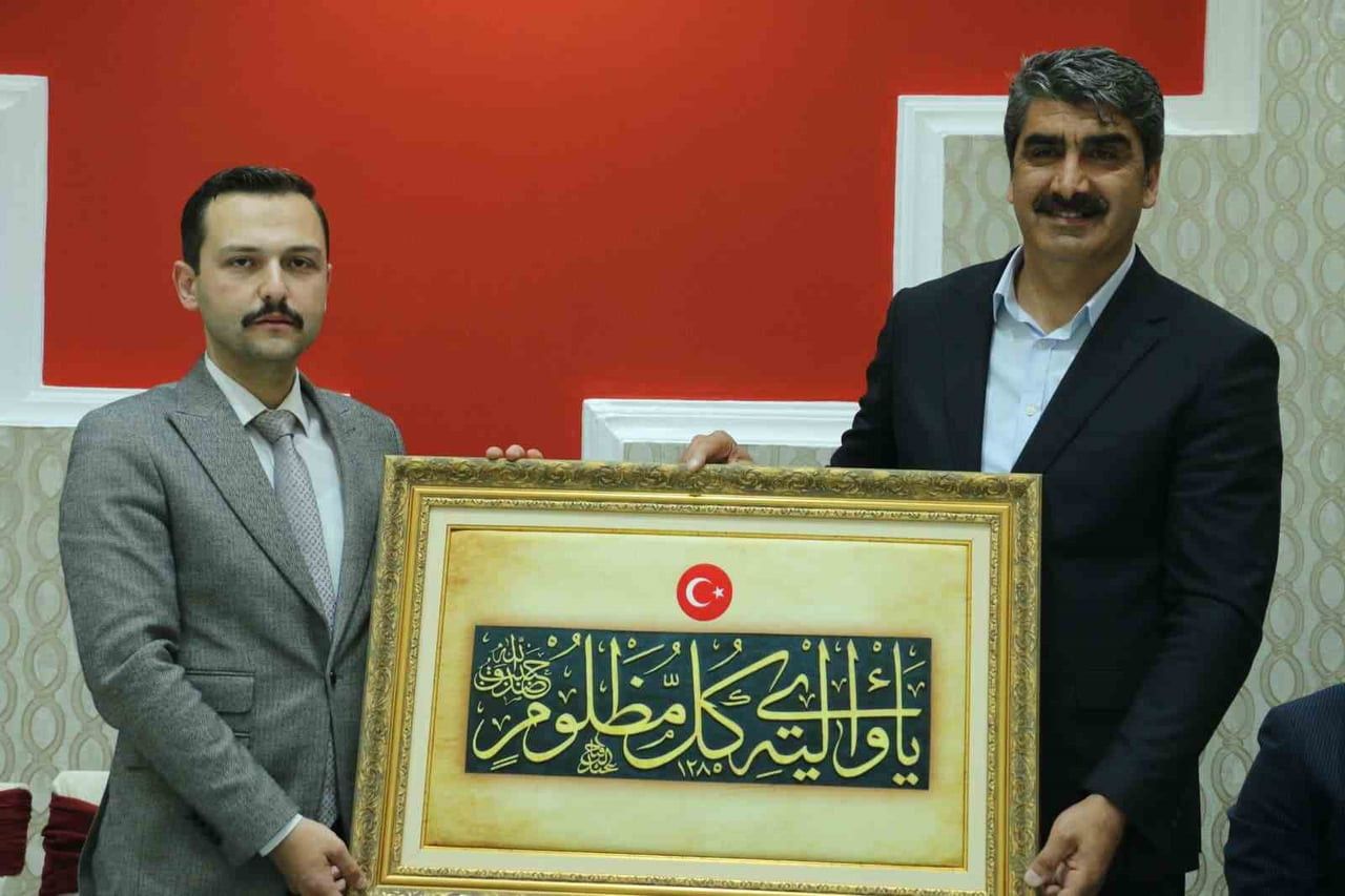 YAKLAŞIK ÜÇ YILDIR AŞKALE KAYMAKAMI OLARAK GÖREV YAPAN VE SON YAYIMLANAN ATAMA KARARNAMESİYLE...