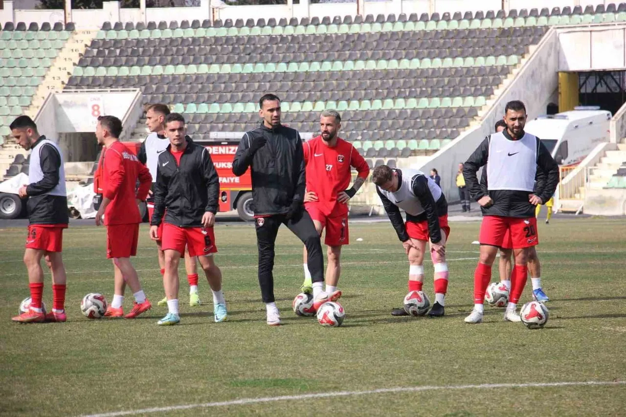 YENİ SEZONDA TFF 3. LİG’DE MÜCADELE EDECEK OLAN DENİZLİ İDMAN YURDU 1959 KULÜBÜ’NDE DENETLEME...