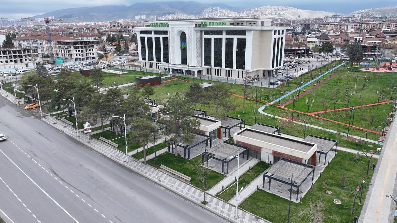 YEŞİLYURT BELEDİYESİ 8 TAŞINMAZI İHALEYLE KİRAYA VERECEK