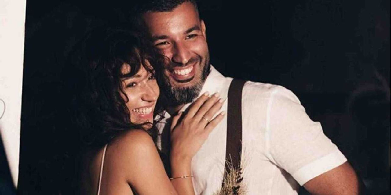Zeynep Bastık Ve Tolga Akış Boşanıyor
