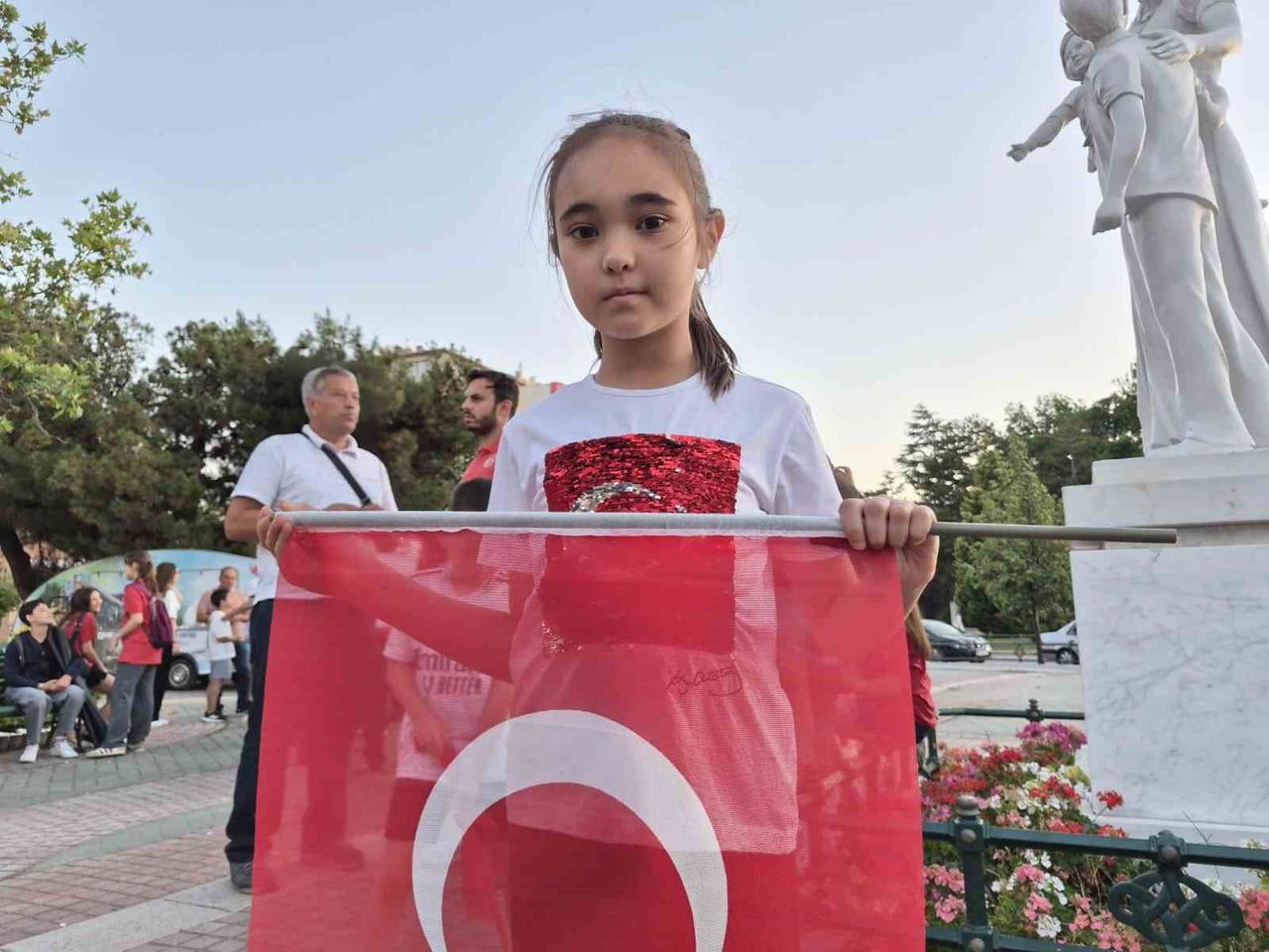 ZEYNEP HADİME