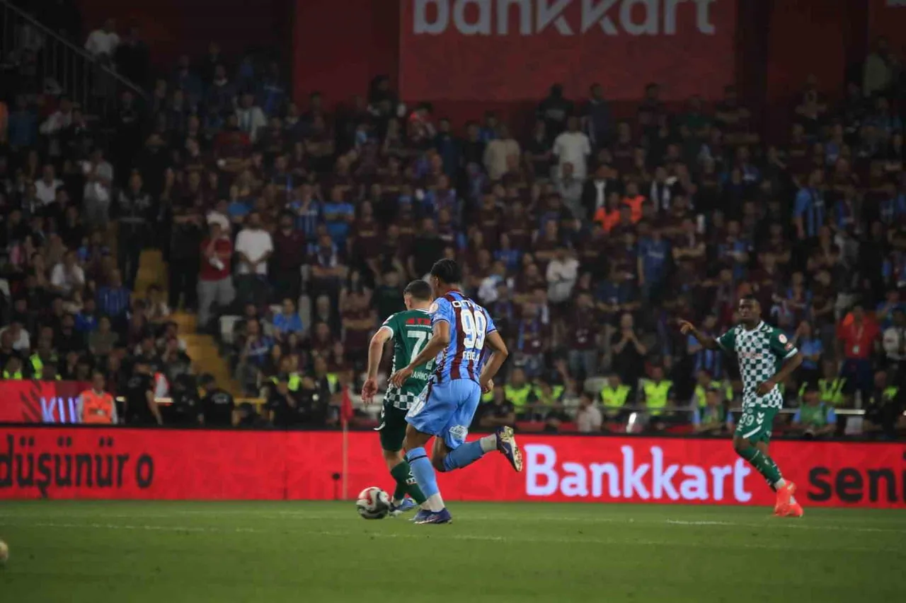 ZİRAAT TÜRKİYE KUPASI FİNALİNDE TRABZONSPOR, KONYASPOR'U 2-1 MAĞLUP EDEREK KUPAYI MÜZESİNE...