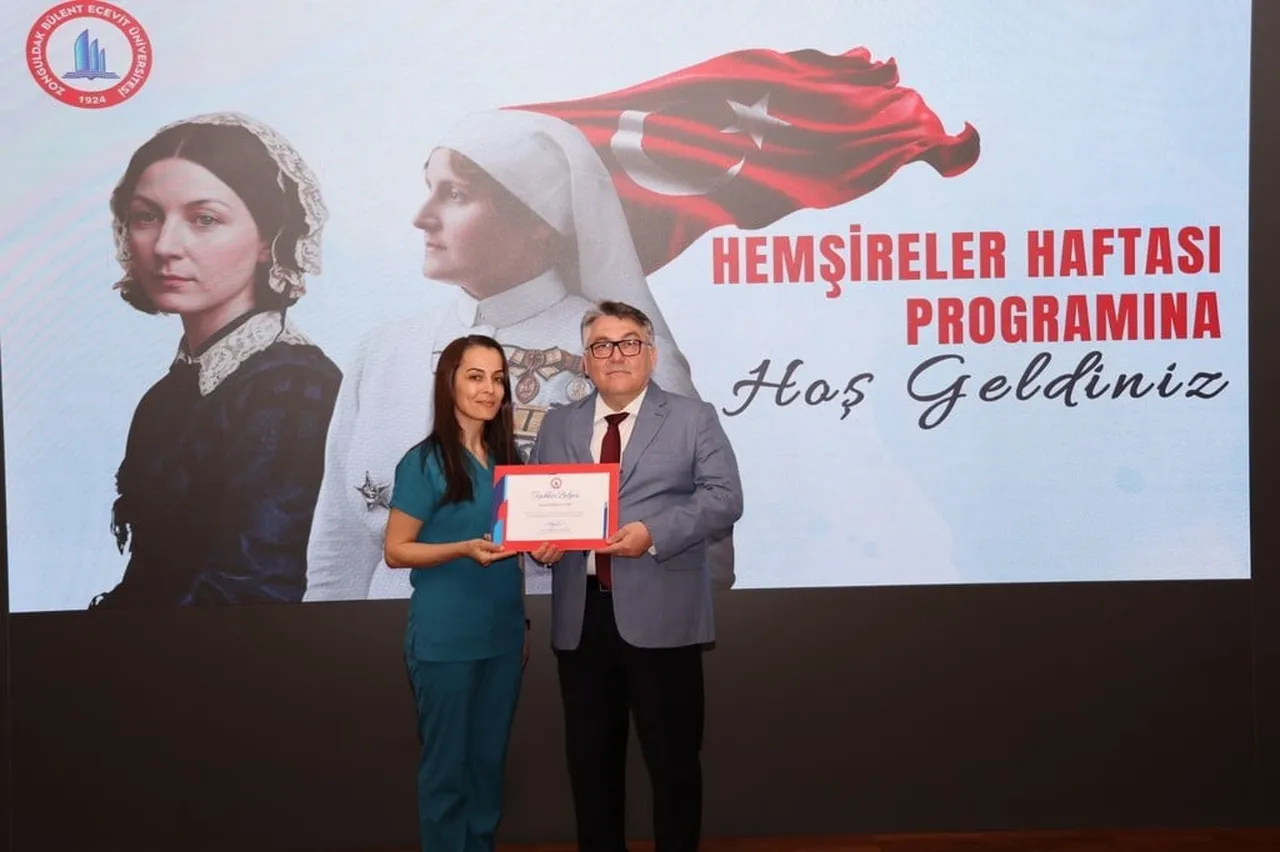 ZONGULDAK BÜLENT ECEVİT ÜNİVERSİTESİ (BEUN) HASTANESİNDE “12-18 MAYIS HEMŞİRELİK HAFTASI”...