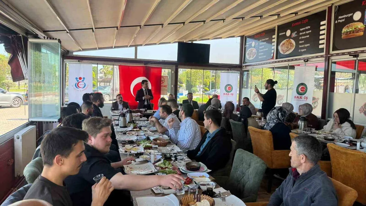 ZONGULDAK (İHA) - 19 MAYIS ATATÜRK’Ü ANMA, GENÇLİK VE SPOR BAYRAMI KAPSAMINDA DÜZENLENEN BİRLİK VE...
