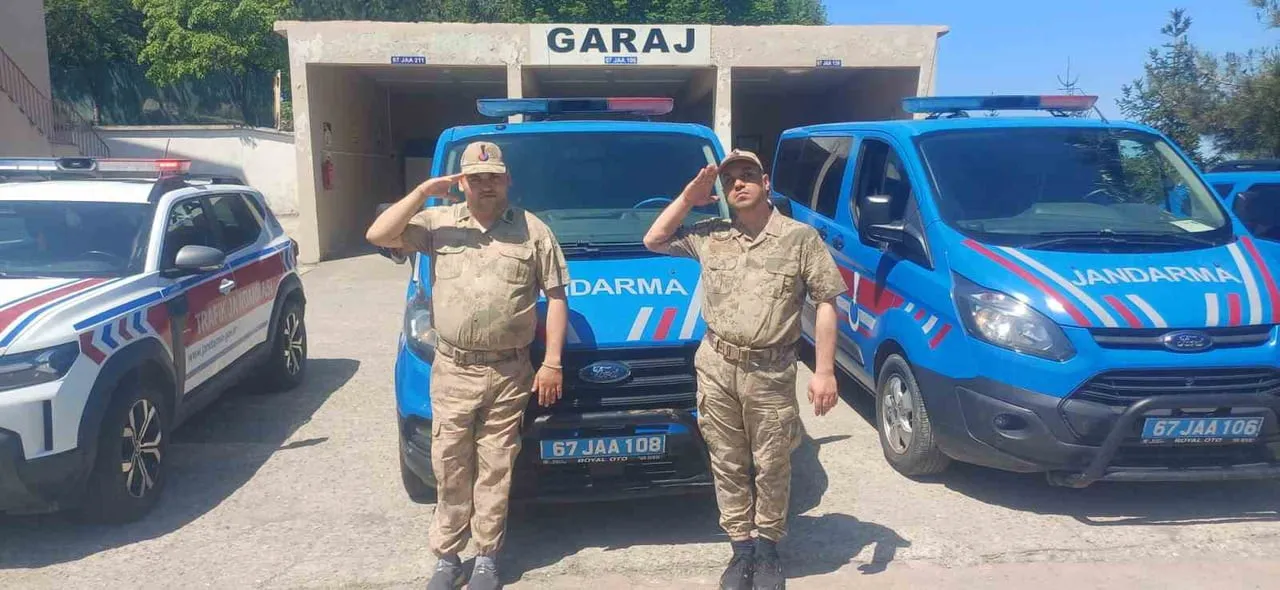 ZONGULDAK’TA ENGELLİLER HAFTASI MÜNASEBETİYLE DÜZENLENEN ETKİNLİKTE, JANDARMA PERSONELİ ENGELLİ...