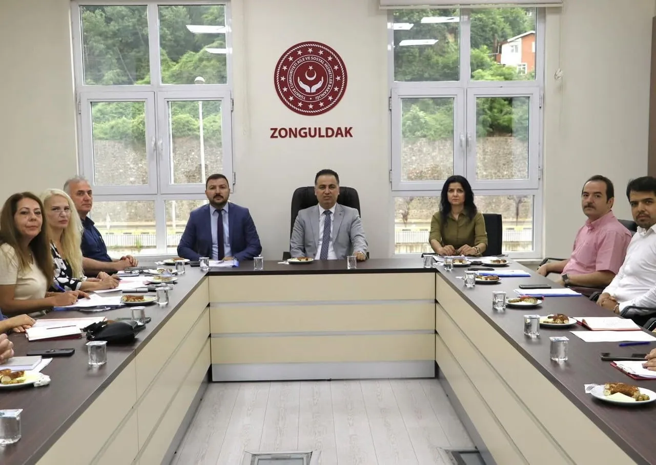 ZONGULDAK’TA HUZUREVLERİ İÇİN DEĞERLENDİRME TOPLANTISI YAPILDI
