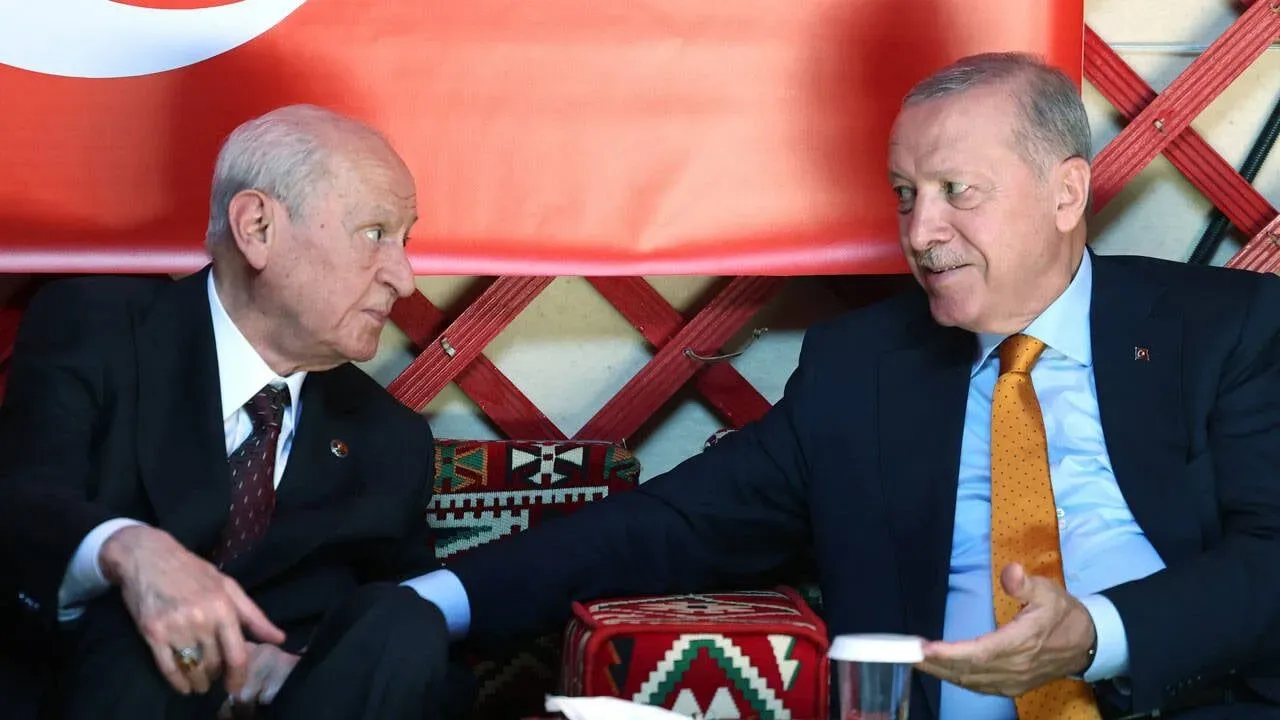 erdogan-ile-bahceli-ahlatta-bir-araya-geldi-3
