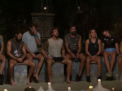 Survivor'da yine gergin anlar! Herkesle kavga ede ede yarışmayı bitirdi ama o isim sonunda eleme potasına girdi izleyenler oh çekti