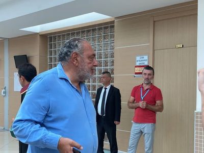 Reha Muhtar bu kez Tamer Karadağlı'yı hedef aldı! Hakkında söyledikleri ortalığı karıştıracak: 'Deniz Uğur ile yıllardır...'