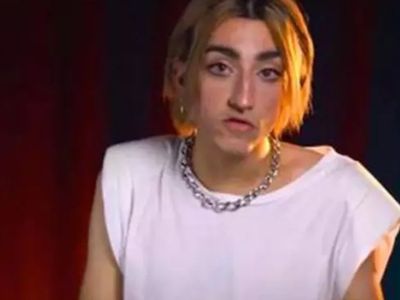 Cinsiyet değiştiren Mika Raun sevgilisiyle yaptıklarını paylaştı: ''Mide bulandırıcı!''