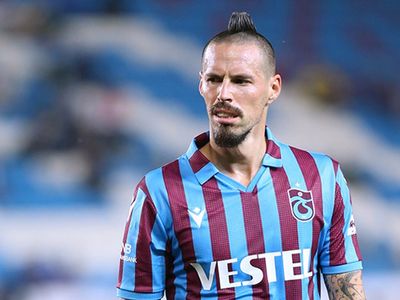 Trabzonsporlu Marek Hamsik şampiyonluk kutlamalarında taraftarlarına sürpriz yapacağını açıkladı