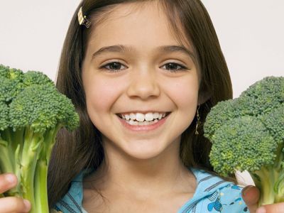 Brokoli hangi vitaminleri içerir, neye iyi gelir, hangi hastalıkları önler? Kanser riskini azaltan brokolinin faydaları