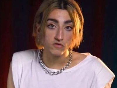 TikTok fenomeni Mika Raun dur durak bilmiyor: Taksici ile yaptığı mide bulandıran sohbete tepkiler çığ gibi büyüyor
