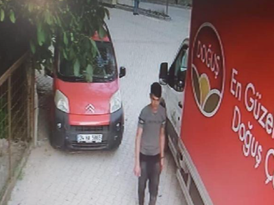 Genç Kızın Başına Taşla Vuran Afganistanlı Yaptıklarıyla Kan Dondurdu