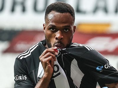 Cyle Larin Kimdir?