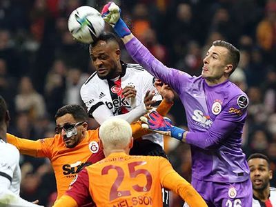 Beşiktaşlı Josef de Souza'dan, Galatasaray hakkında sosyal medyadan çok konuşulan paylaşım!