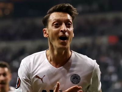 Alman basını Fenerbahçeli Mesut Özil'in ABD'ye transfer olacağını açıkladı!