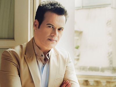 Hakan Peker kimdir?