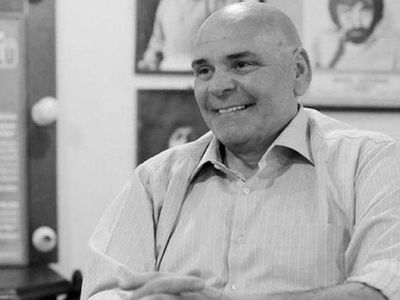 Ünlülerin Rasim Öztekin Paylaşımları