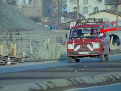Sevilen oyuncu Kemal Sunal'ın filmindeki hata seneler sonra ortaya çıktı! 