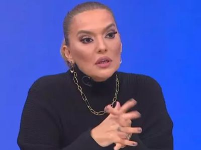 Küfürlü sözleriyle isyan eden Aleyna Tilki'ye Demet Akalın'dan sert eleştiri: Kimse seni Türkiye'de iç çamaşırlarınla görmek istemiyor!