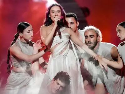 Eurovision'da İsrail'e büyük tepki! Onlar sahnedeyken canlı yayın kesildi, o mesaj paylaşıldı: ''Şimdi ateşkes!''