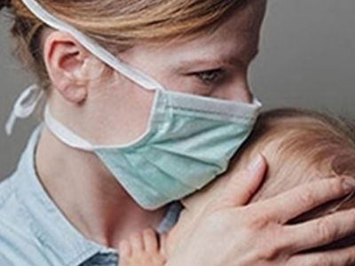 Bilim insanlarını korkutan olay: Küçük çocuğun kahverengi gözleri bir anda parlak maviye dönüştü, nedeni ise…