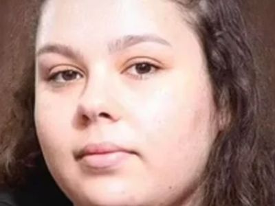 İngiltere'de genç kız dedesinin yaptığı bütün iğrençliği ortaya çıkardı
