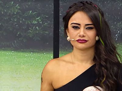 Fenomen gelin adayı sınırları zorladı! Naz Mila yatak odasında verdiği pozlarla erkek takipçilerini çıldırttı