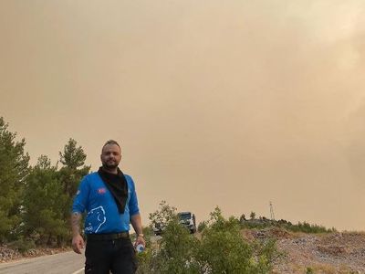 Gurbetçi İtfaiyeci Bavulunu Alıp Orman Yangınları İçin Geldi