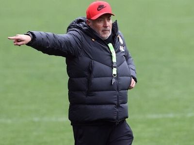 Galatasaray'da Domenec Torrent Tarafından Kadro Dışı Kalan Alpaslan Öztürk'e Yönetim de Ceza Verdi!